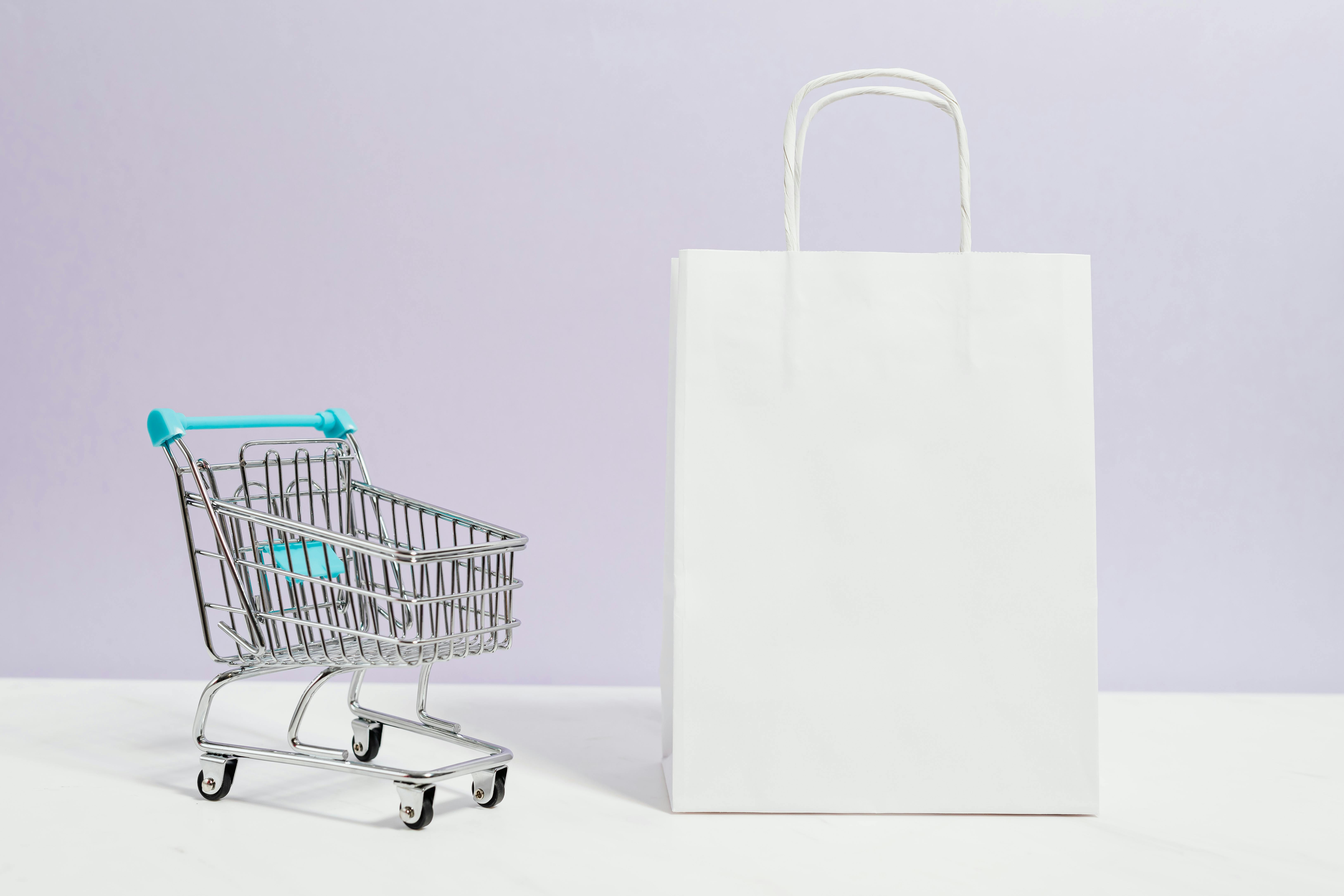 people-shopping-in-a-mall